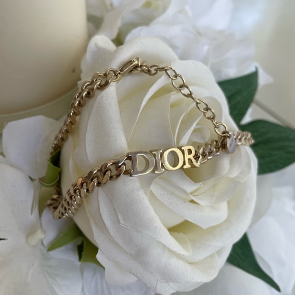 ❌SOLD OUT❌Dior Champaign Gold Spelled Logo Chain Choker - Picture 2 of 11
